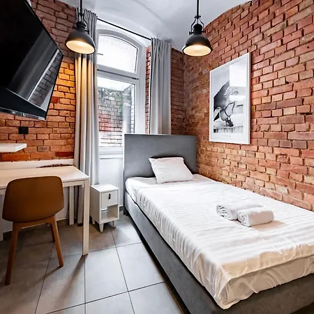Apartment Rentplanet - Strzalowa *