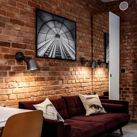 Rentplanet - Strzalowa * Познань